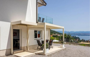 Cozy Apartment In Icici With House Sea View